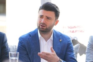 1-lige-yukselen-bursasporun-transfere-ayirdigi_b07da543fb_amp