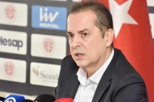 antalyaspor-baskani-riza-percinden-fenerbahce-ve_7b972b3dc9_amp