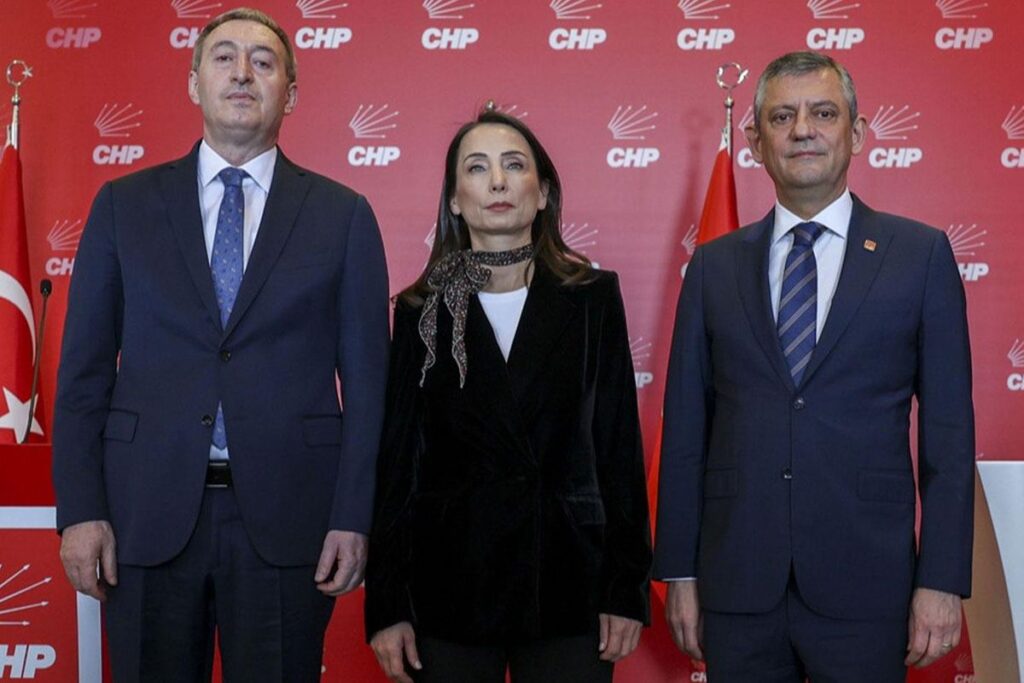 dem-partiden-mutlak-butlan-kararina-tepki-hukuk-19869343_3006_amp