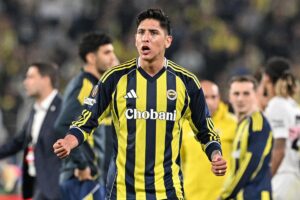 fenerbahce-edson-alvarezin-kalemini-kirdi_8f79f8f45c_amp