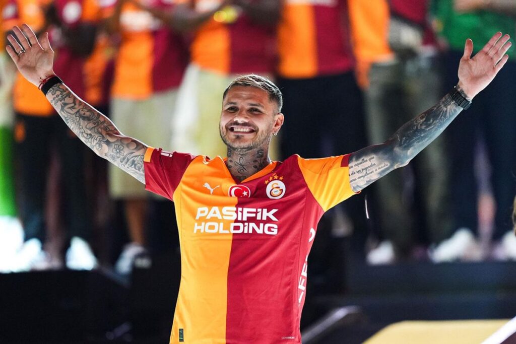 icardi-ile-gorusmeler-basliyor-taraftara-bir-de_8257d9e1dc_amp