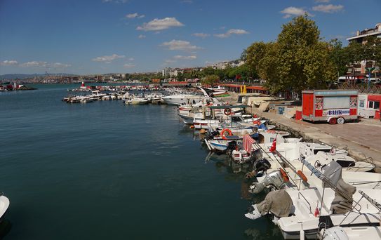 tekirdag-da-poyraz-deniz-ulasimini-olumsuz-5-20105228_amp