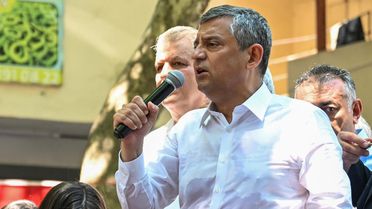 yuruyus-de-degil-istiklal-de-iste-ozgur-ozelin_08fb28c4ee_amp