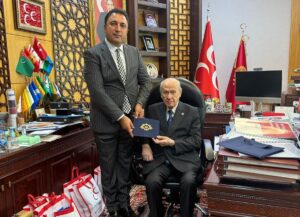 baskan-cengiz-den-mhp-genel-merkezine-ziyaret-20176822_amp