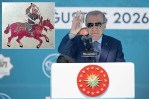 konusmasinda-defalarca-tekrarladi-iste-o-gelenegin-anlami_20178856_29
