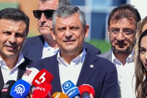 ozgur-ozel-yeni-parti-muhafazakarlarin-kurtlerin_4e2bb5793c_amp