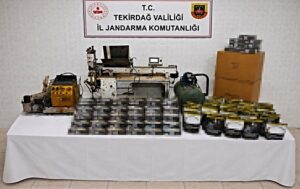 jandarma-operasyonlarinda-silah-uyusturucu-ve-2-20236369_amp