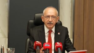 kilicdaroglu-ekonomi-masasi-toplantisina-bask-20246964_amp
