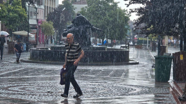 meteoroloji-saat-verdi-istanbu-20257474-6248_1_m