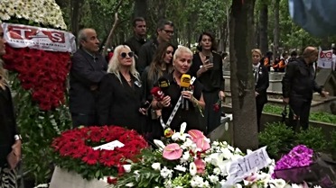 tarik-akan-olumunun-10-uncu-yilinda-torenlerl-20242565_amp