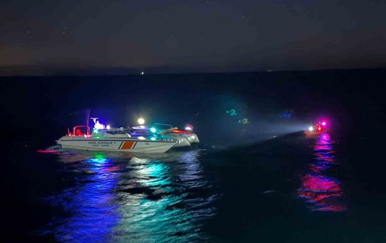 tekirdag-aciklarinda-motoryat-yangini-2-kisi-20204850_amp