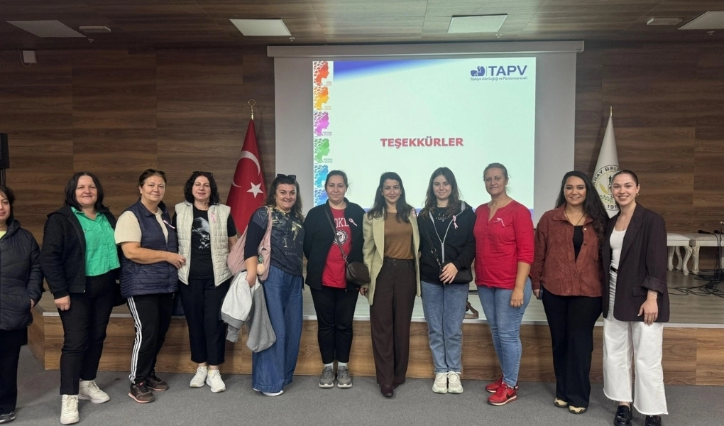 kadinlara-yasamin-her-evresinde-saglik-rehberligi-6ae09128eaa1e