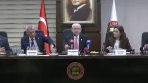 kilicdaroglu-gaziantep-te-egitim-sisteminin-20362529_sd