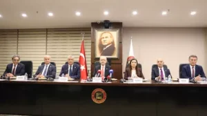 kilicdaroglu-gaziantep-te-her-mutfakta-yangin-2-20362554_sd